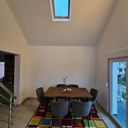 Skylight Apartment *